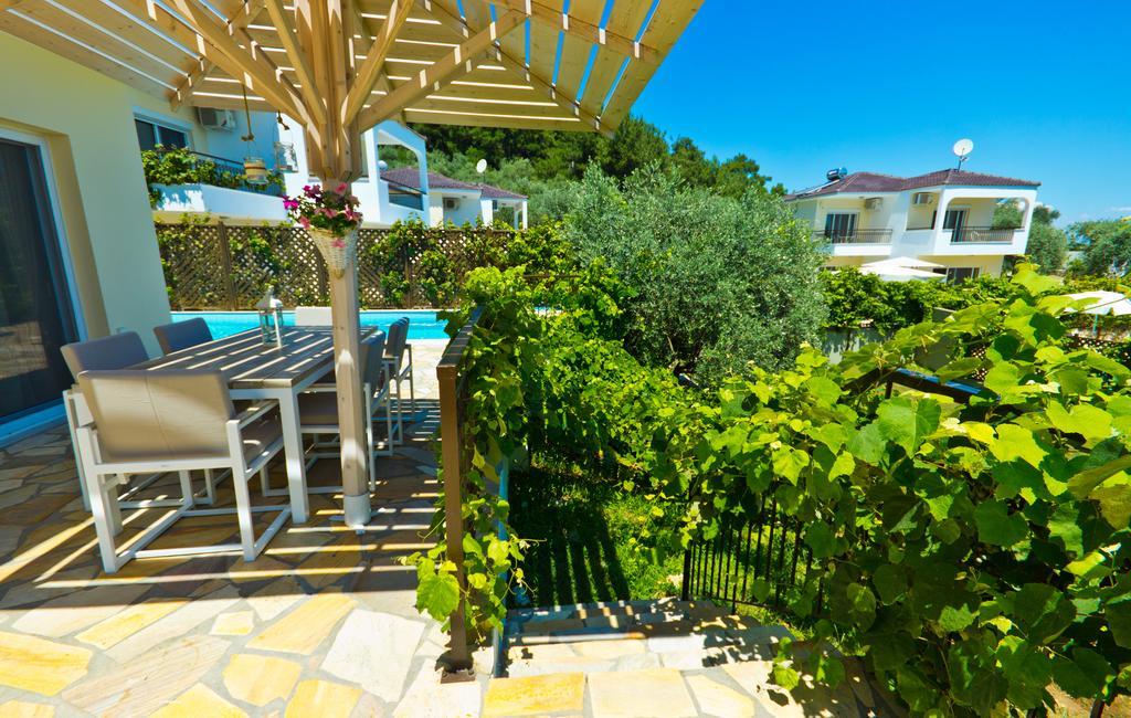 Thassian Villas Limenas  Kamer foto
